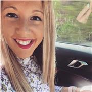 Profesora de educacióm infantil y primaria imparte clases de inglés y todas las asignaturas